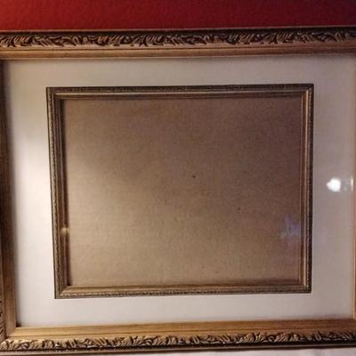 Gorgeous New Gold Tone Sculpted Frame