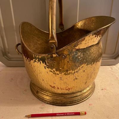 Hammered brass wood / coal fireplace bucket