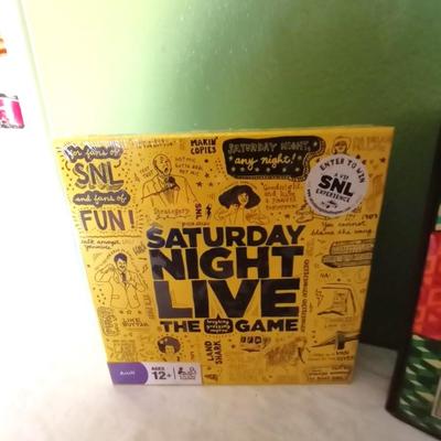 NEW SATURDAY NIGHT LIVE GAME AND GAMES ROOM