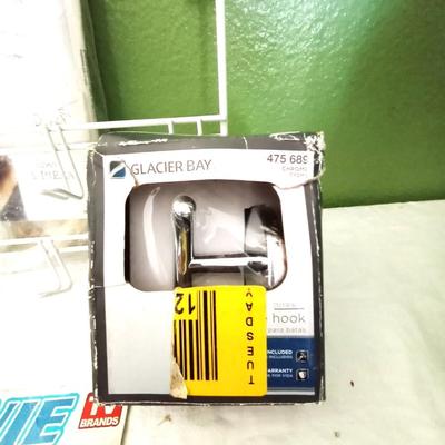 NEW CLOSET GENIE-G,LACIER BAY HOOK AND CAP HOLDER, MORE
