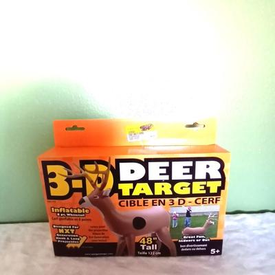 48: TALL 3D DEER TARGETS AND REFLECTIVE TRAIL TACKS