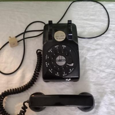 VINTAGE WORKING DIAL PHONE