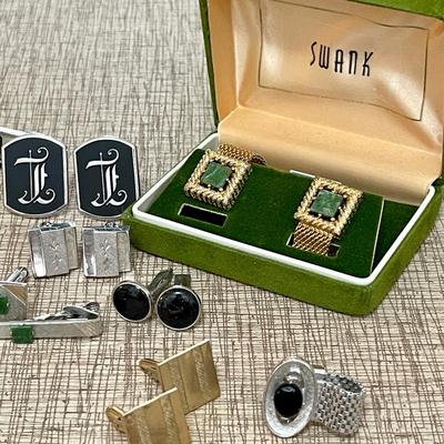 Lot 53 Lot Assorted Mens Cufflinks & Tie Clips & Tie Tac Vintage Swank Silver Gold