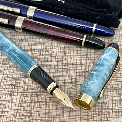 Lot 56 Group 3 Gullor Fountain Pens w/ 6 Boxes Cartridges 18k Gold Plated Nibs