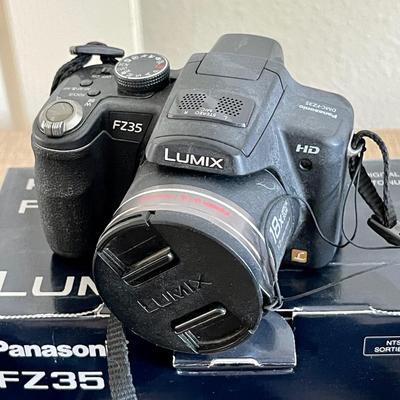 Lot 69 Panasonic Lumix Digital 35mm Camera FZ-35 With Carry Case