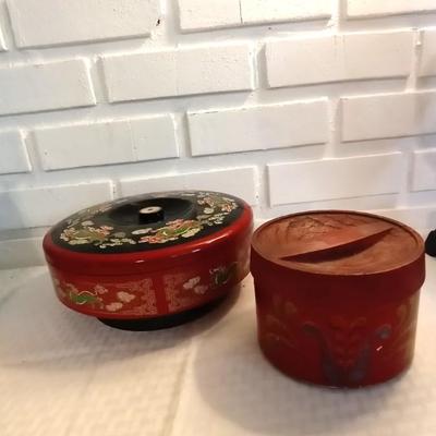 VINTAGE ASIAN STYLE CANISTER AND OLD PAINTED TIN