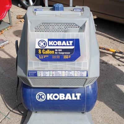 KOBALT 8 GALLON OIL FREE AIR COMPRESSOR