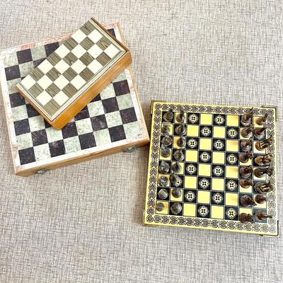 Lot 84  Japanese Designed Chess Board & Pieces Drawer Each Side King Apprx 5" tall