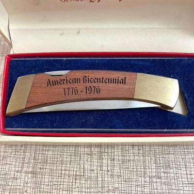 Lot 86 Gerber Legendary Blades Pocket Knife 1976 American Bicentennial