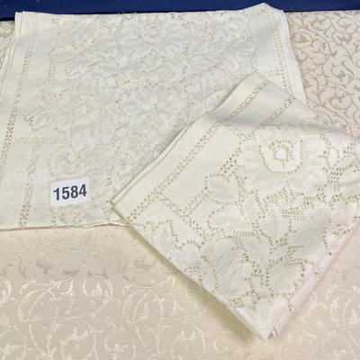 2 Small Table Clothes 14.5 x 34â€
