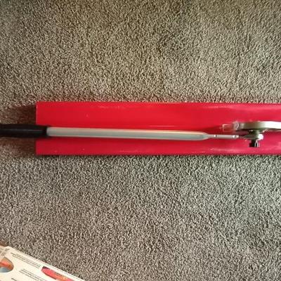 LAMINATE FLOOR CUTTER