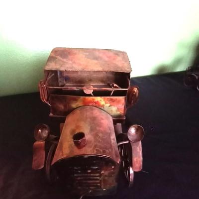 TIN DUMPTRUCK THATS ALSO A MUSICBOX