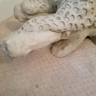 Concrete Cheetah Sculpture.  (TR-JS)