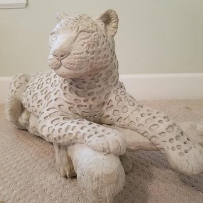Concrete Cheetah Sculpture.  (TR-JS)