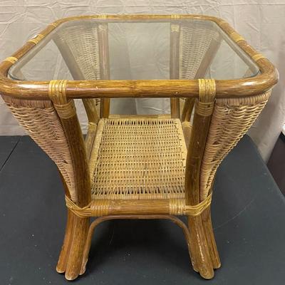 Side Table 25x22x20â€