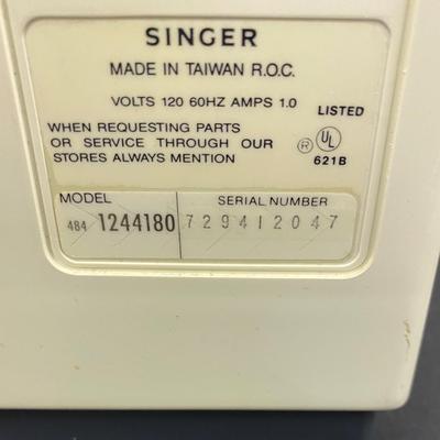 Singer Sewing Machine