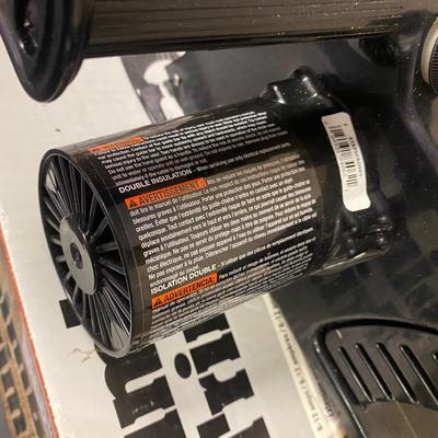 Limb and Trim electric saw
