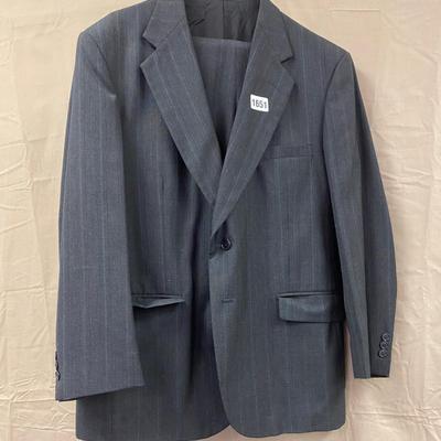 42S Mens Suit