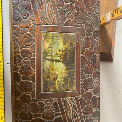 Vintage trinket/jewelry box