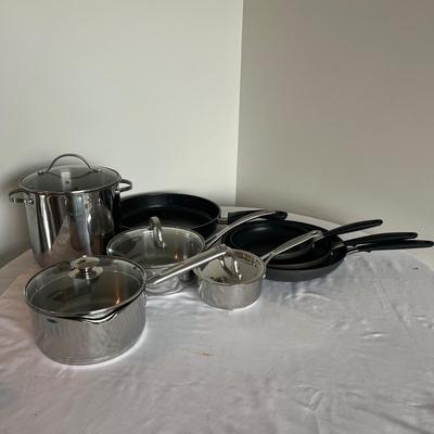 Assortment of Pots & Pans (K-MG)