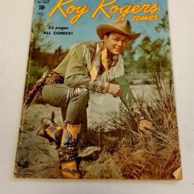 LOT 70  OLD ROY ROGERS COMIC BOOK