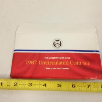 LOT 73  1987 UNCIRCULATED COIN SET