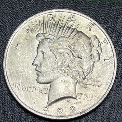 1922 Peace Dollar - Silver Dollar -