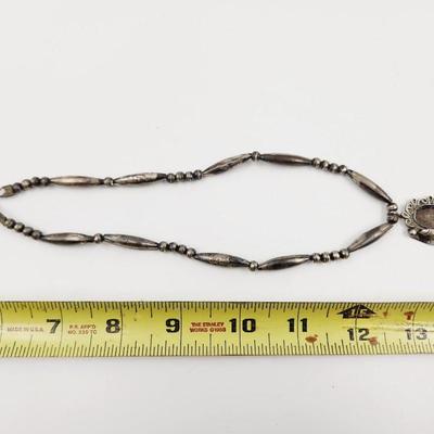 .925 SILVER NECKLACE AND CABASHON HOLDER