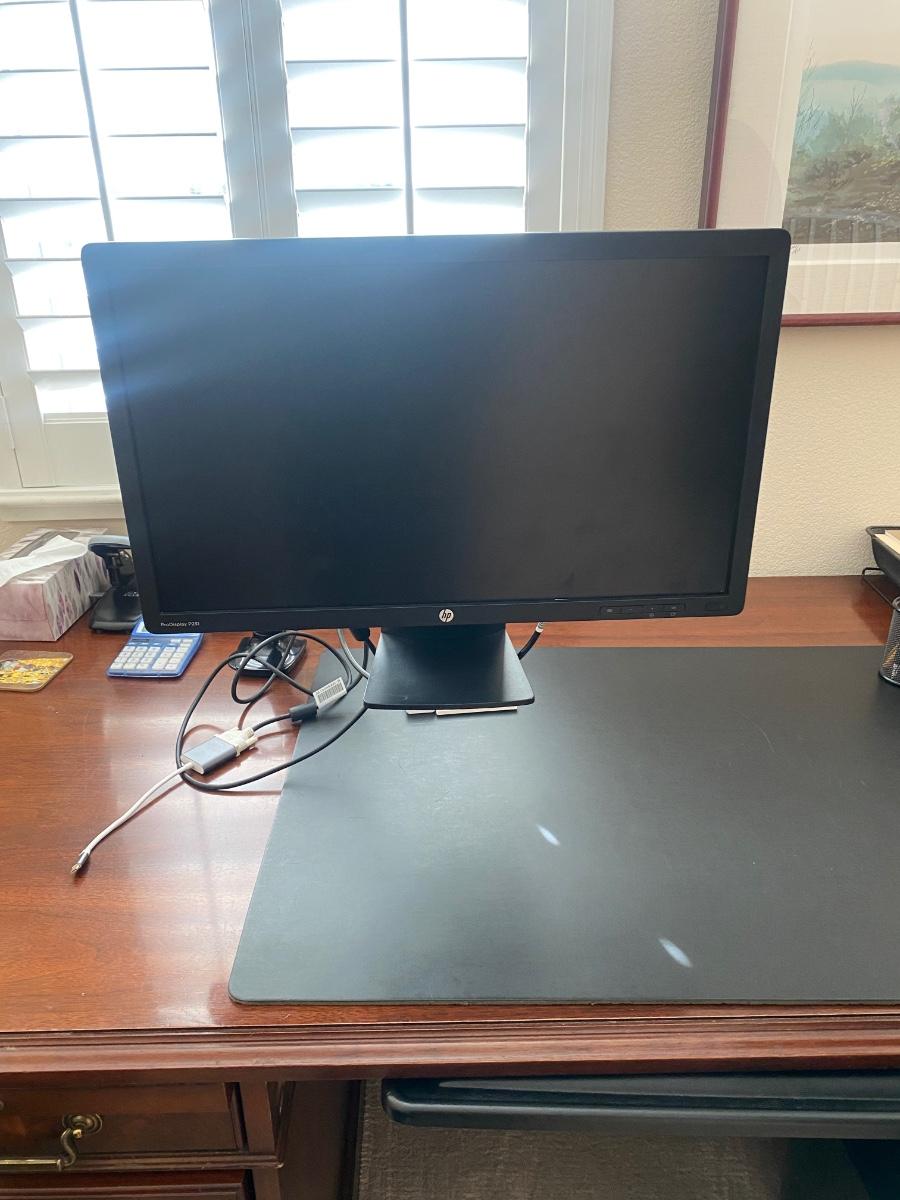 Computer Monitor | EstateSales.org