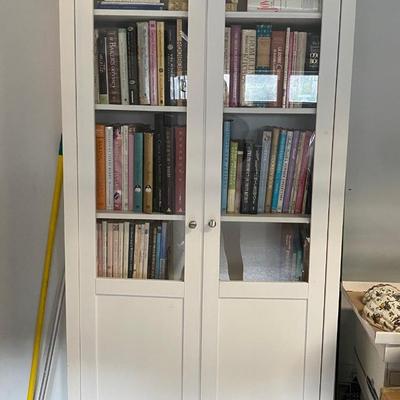 White Book shelf cabinet