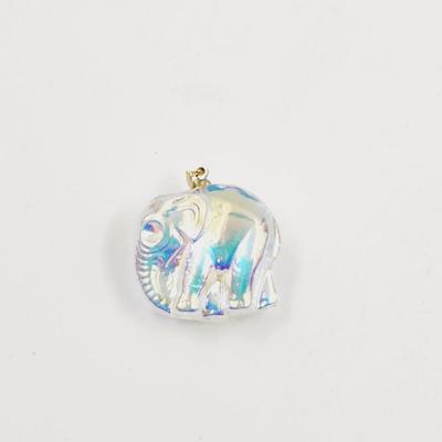 IRIDESCENT REFLECTIVE ELEPHANT GLASS PENDANT