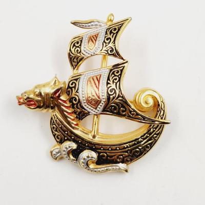 VIKINNG DRAGON SHIP PIN BROOCH