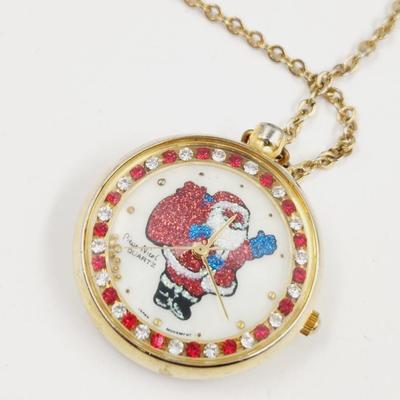 LOCKET STYLE CHRISTMAS NECKLACE - NEEDS BATTERY