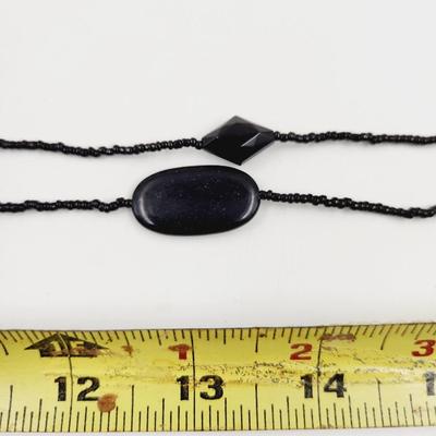 VINTAGE BLACK BEADED NECKLACE