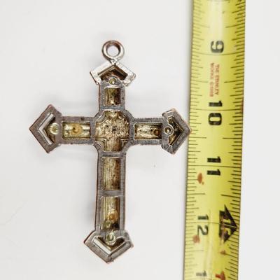 DETAILED SILVER TONED JESUS ON THE CROSS PENDANT