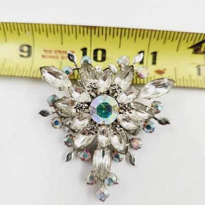 BEAUTIFUL ANTIQUE GLASS RHINESTONE DESIGNED BROOCH
