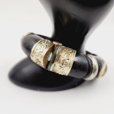 VINTAGE BONE DESIGNED HINDGE & PIN BRACELET