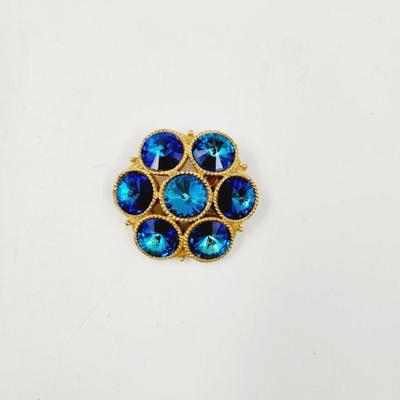 GOLD TONED & BLUE VINTAGE BROOCH