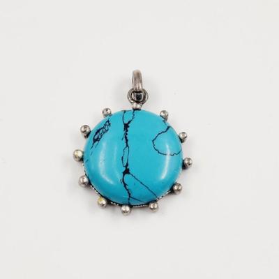 CUTE FAUX TURQUOISE PENDANT