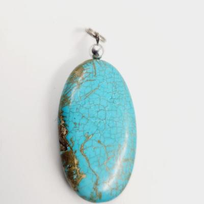 OVAL SHAPED TURQUOISE PENDANT