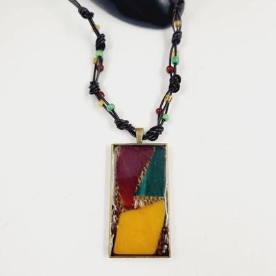 FANTASTIC ARTISTIC HAND CRAFTED NECKLACE