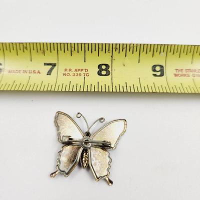 CUTE METAL BUTTERFLY PIN