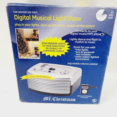 NEW IN BOX MR CHRISTMAS DIGITAL LIGHTSHOW