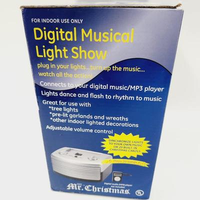 NEW IN BOX MR CHRISTMAS DIGITAL LIGHTSHOW