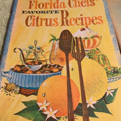 Vintage Cookbooks - Penn Dutch Florida Old West Recipes