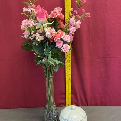 Flowers & Small jar with lid