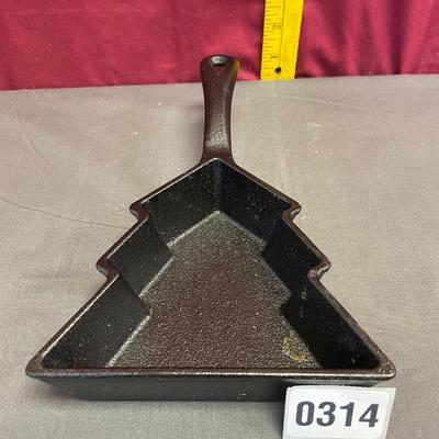Cast iron Christmas tree pan
