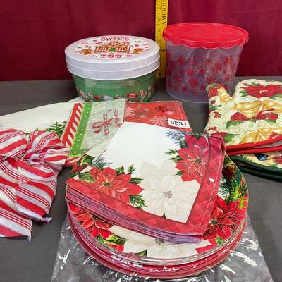 Cookie containers, paper plates and napkins