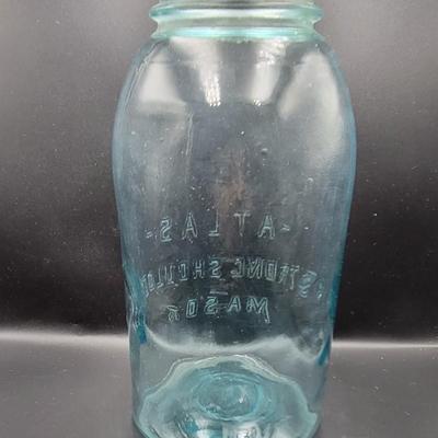 Atlas 1/2 Gallon Strong Shoulder Mason Jar