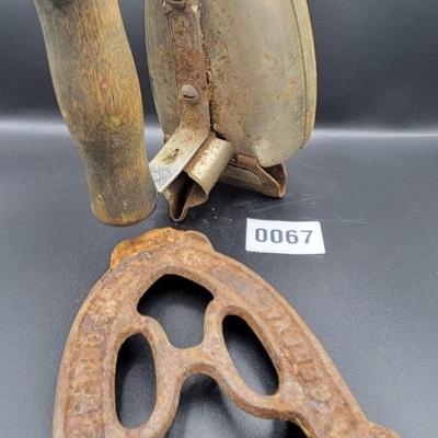 Vintage Iron and Trivet